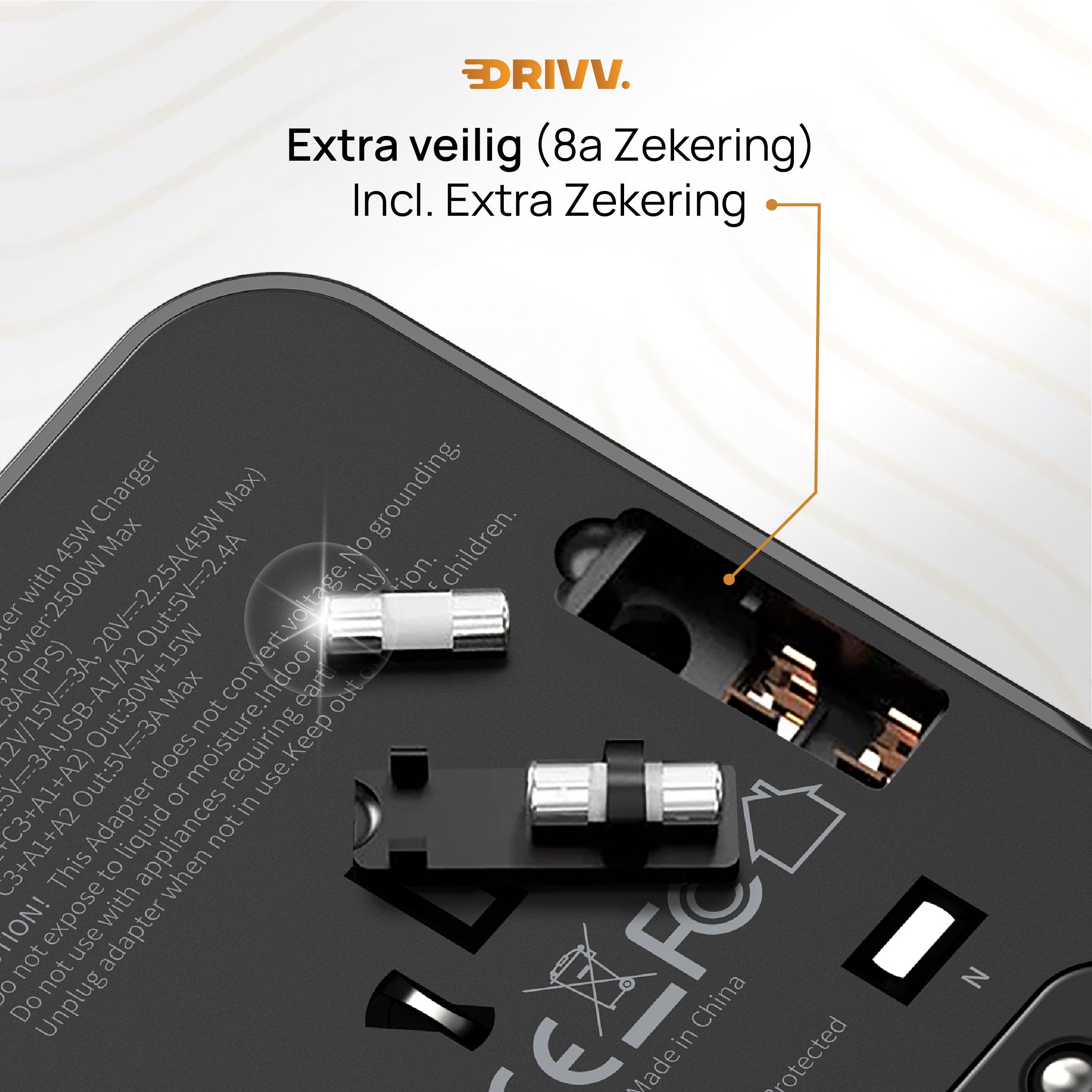Universele Wereldstekker - 2x USB & 3x USB C 45W Fast Charge